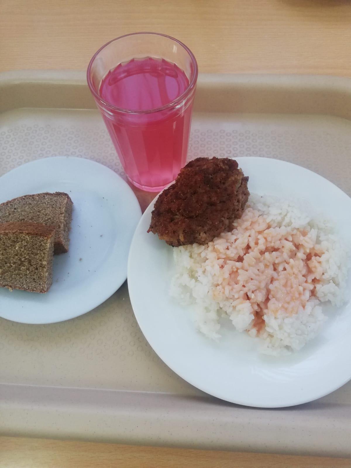 Жалпыға міндетті білім беру қоры есебінен бір мезгіл ыстық тамақтандырудың күнделікті төртапталық ас мәзірі желтоқсан айы